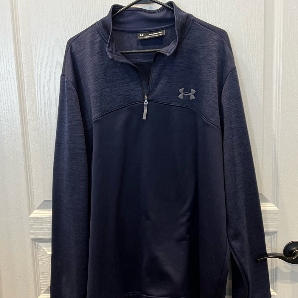 Under Armour Pull Over